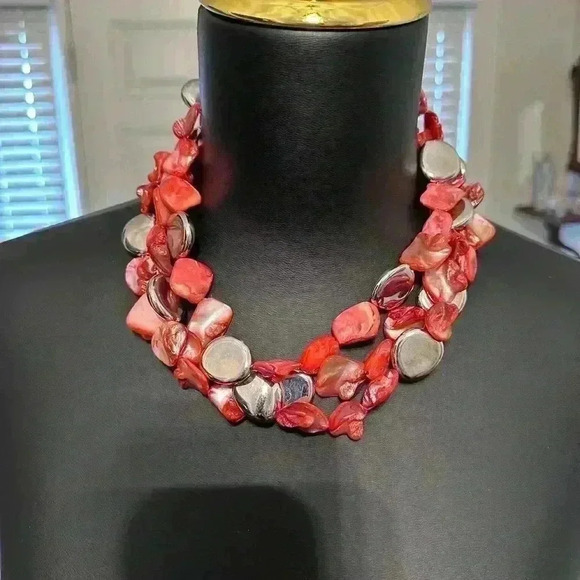 Freshwater Shell Necklace - Picture 1 of 1